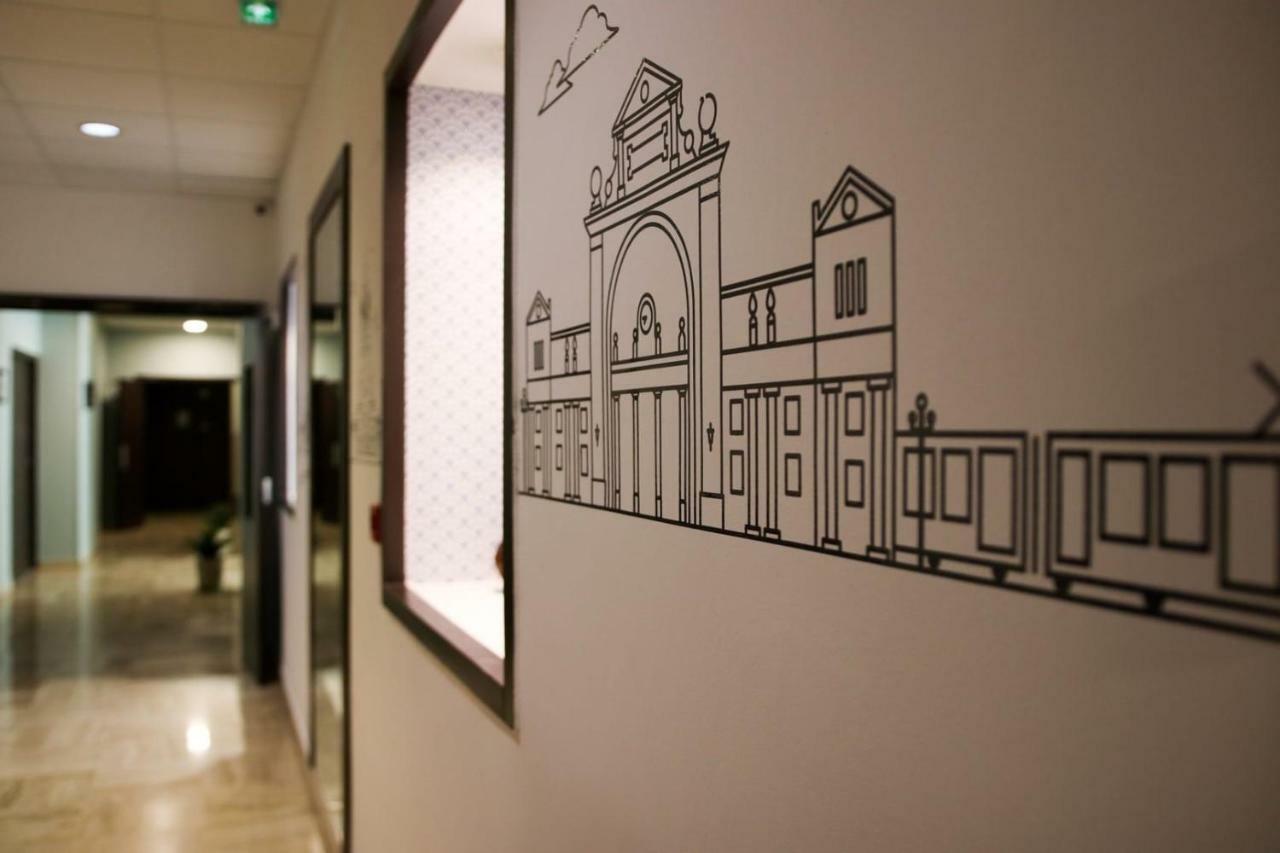 Hotel Le Noailles Nice Gare Exterior foto